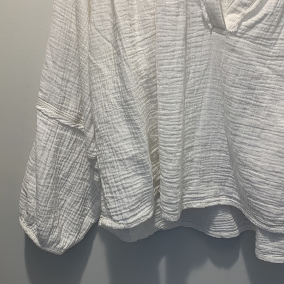 Free People We The Free Pullover Ivory White  size medium - Picture 5 of 10